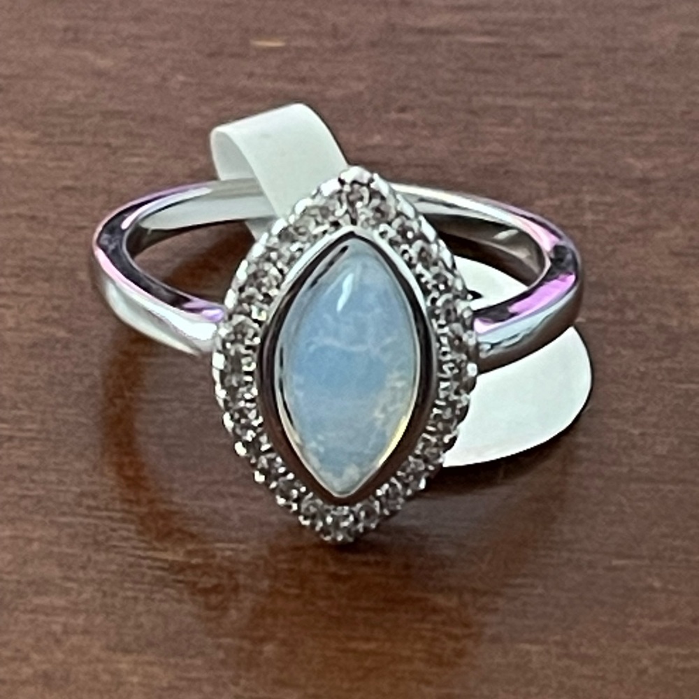 Ring size 7 - Picture 3 of 3